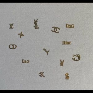 130 pcs Nail art designer logo in yellow gold